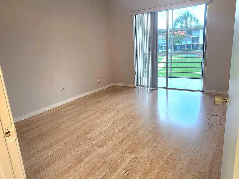 100 Village Green Cir E #B212 — Photo 8