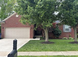 1204 Majestic Woods Dr, La Grange, KY 40031