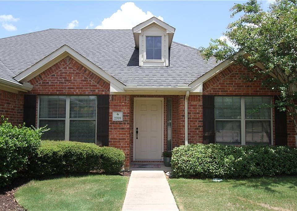 1st image of 2709 Pinnacle Dr