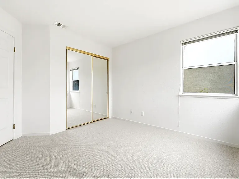 154 Asby Bay — Photo 10