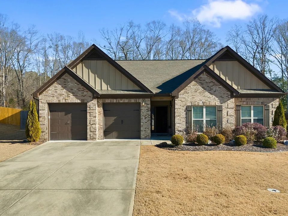 253 Woodward Way