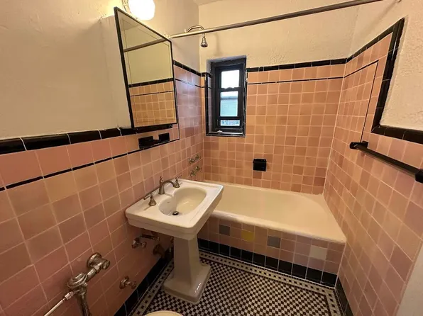 636 West 230th Street image 8 of 11