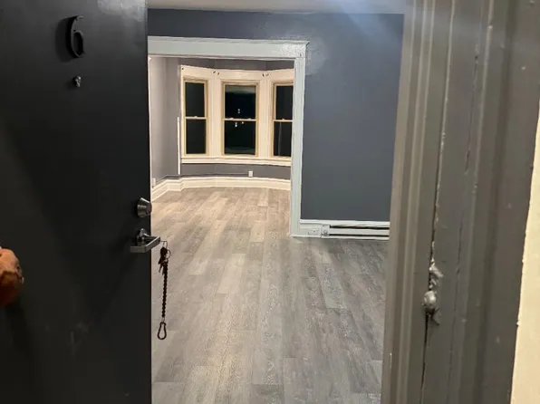 220 N 6th St #6, Allentown, PA 18102