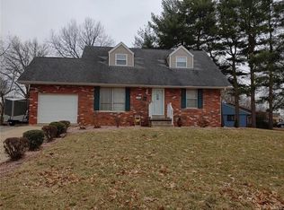 1300 Springfield Dr, Belleville, IL 62221