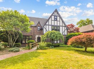 87 Ottawa Dr, Pontiac, MI 48341