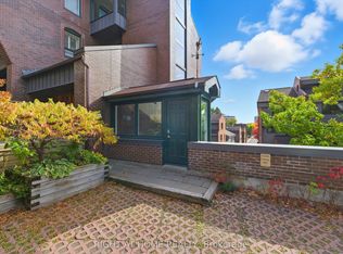 135 Springfield Rd #21, Ottawa, ON K1M1C5