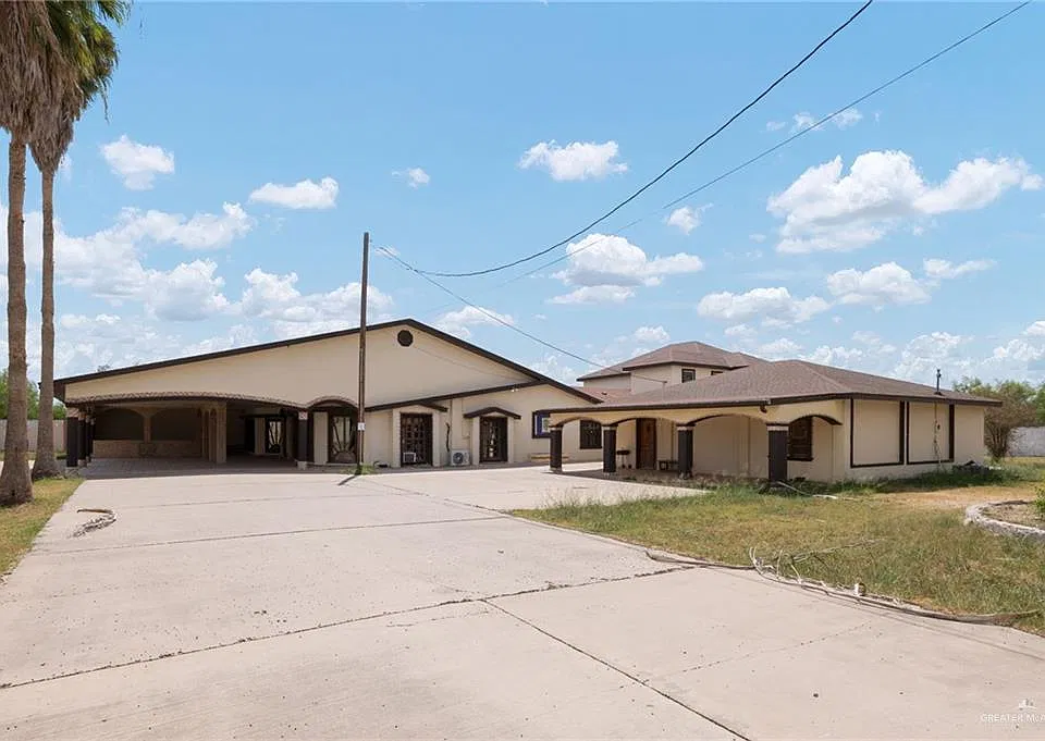 200 S Linda Ln