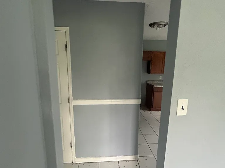 8 Helen Ct — Photo 7