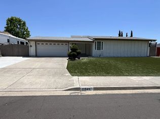 13743 Silver Lake Dr, Poway, CA 92064