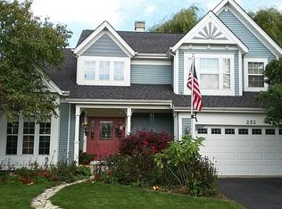 252 Village Ln, Bartlett, IL 60103