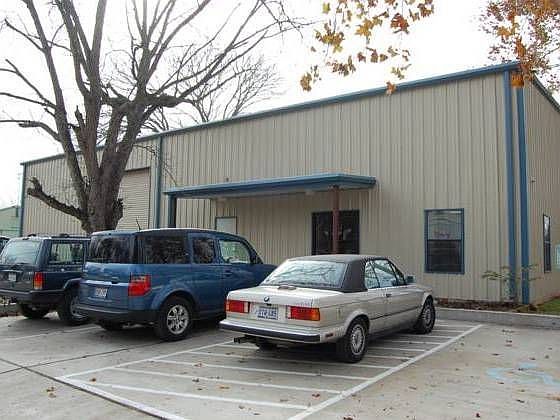 1st image of 802 NE 1st St