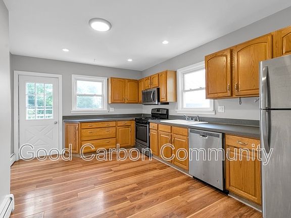 3rd image of 343 Bryant St #1