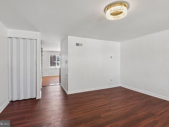 2nd image of 7905 Eastdale Rd