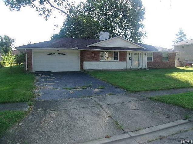1st image of 330 Blairwood Dr