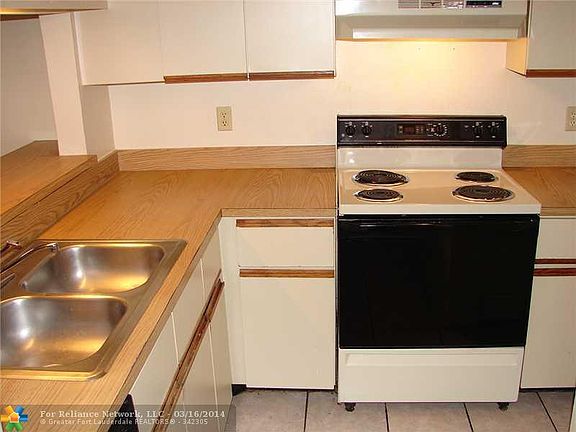 3rd image of 9108 NW 40th St #12