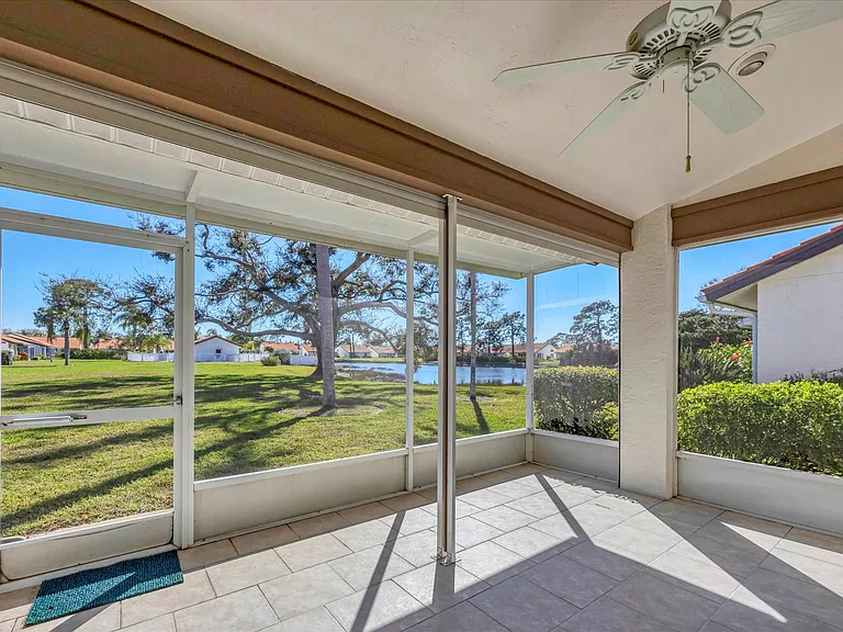 4998 Tamarack Trl — Photo 38