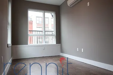 Rented by Rennit Inc.