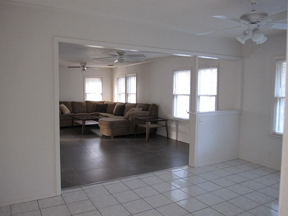 LARGE LIVING ROOM VIEWED FROM BONUS ROOM