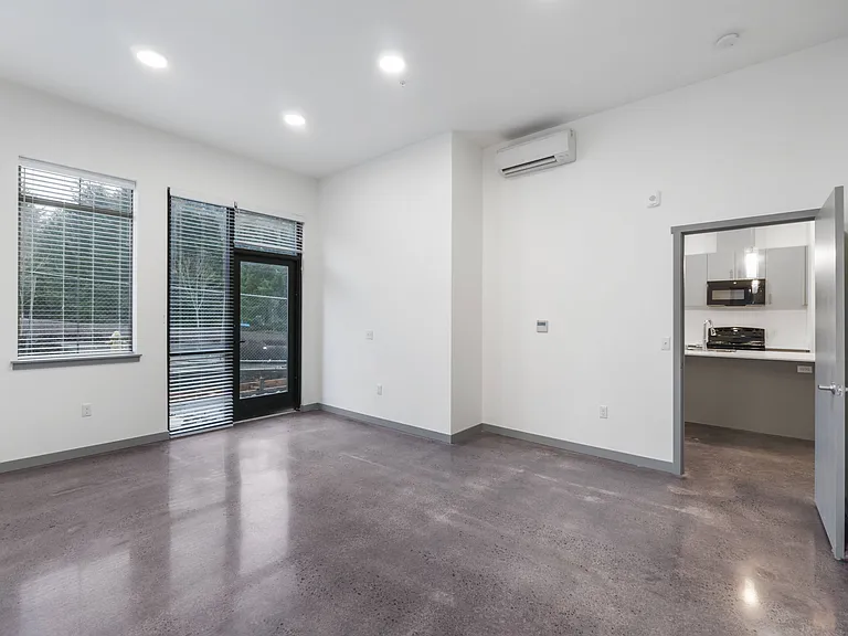 Serenity Apartments — Photo 115