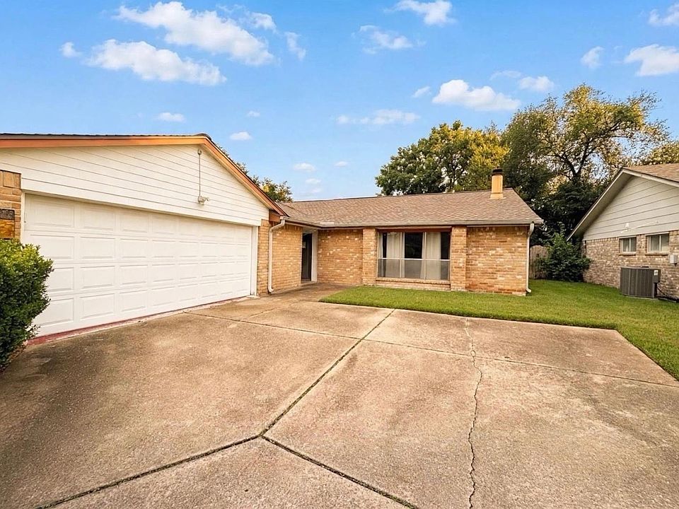 1st image of 16214 Summer Dawn Ln