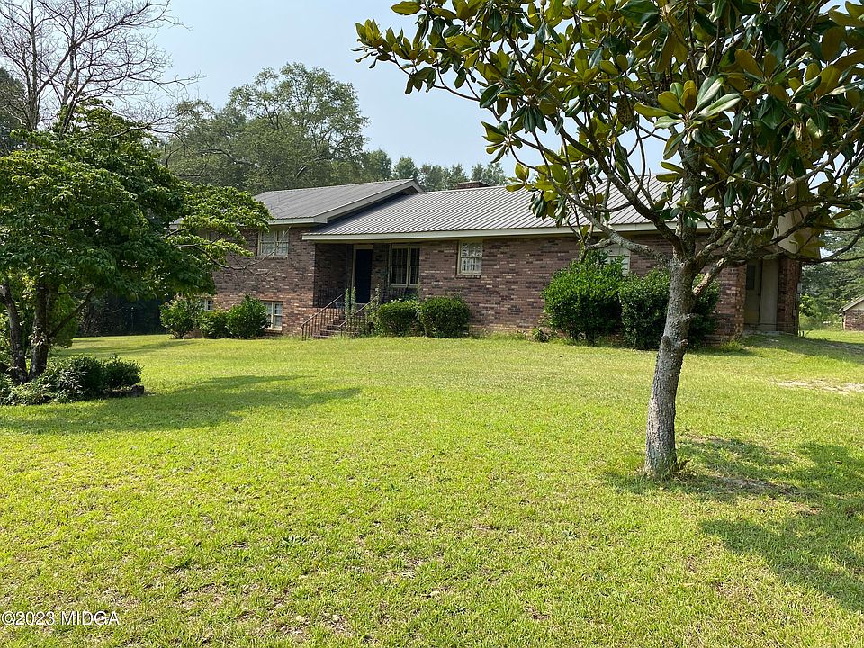 1st image of 5901 Dove Dr