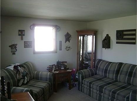5th image of 1547 W 40th St