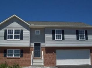 6 Jenny Ln, Elizabethtown, PA 17022
