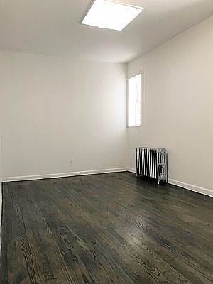 4th image of 61 E 66th St APT 7B