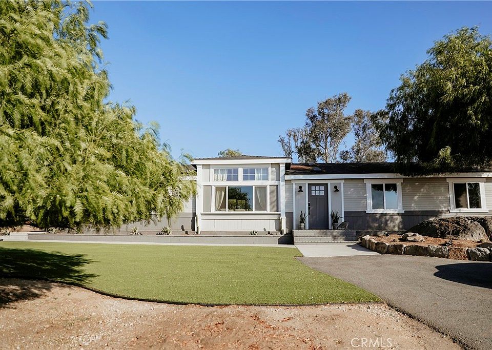 1st image of 39220 Gray Squirrel Rd