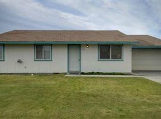 945 E Hayden Dr, Moses Lake, WA 98837