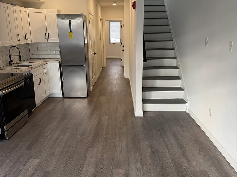 2631 Oakford St #3 — Photo 9