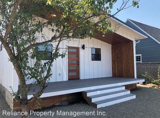 4563 NE 47th Ave UNIT B, Portland, OR 97218