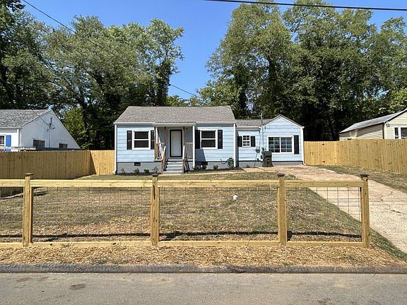 2nd image of 715 W Henderson Dr