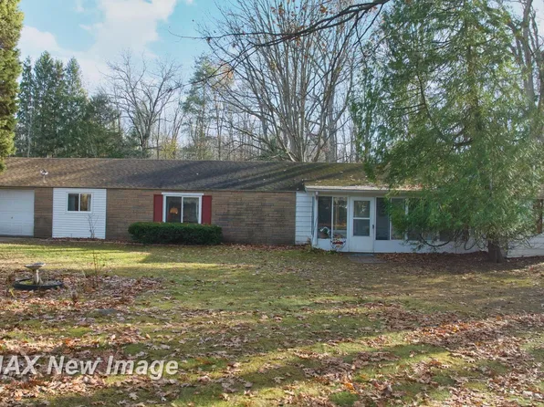 3385 S Towerline Rd, Bridgeport, MI 48722