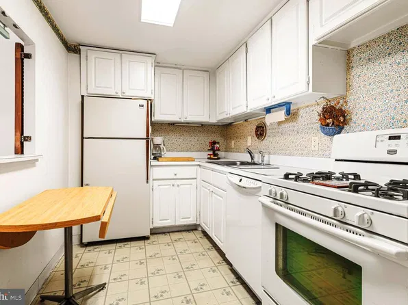 100 West Ave #411, Jenkintown, PA 19046