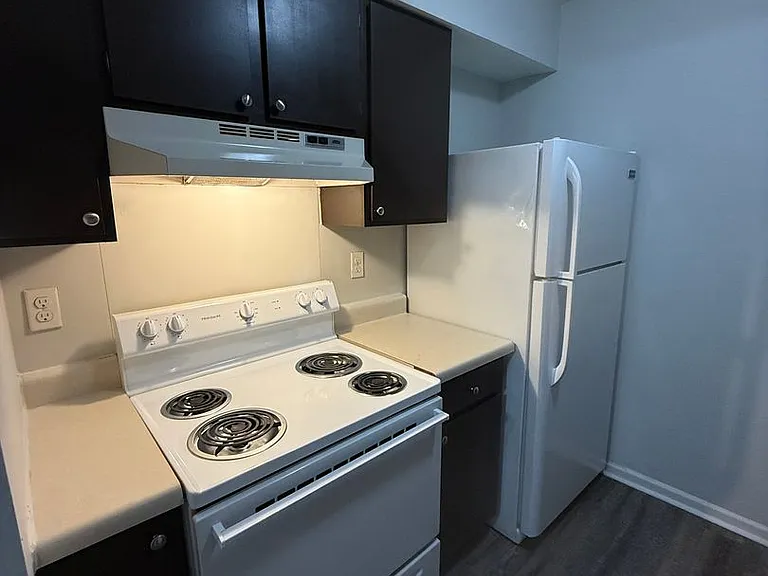 Foxfire West Apartments — Photo 13