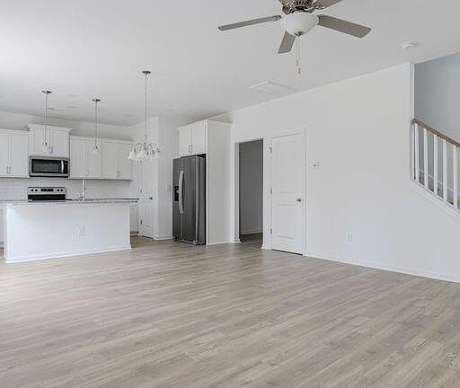5th image of 8667 Windsor Hill Blvd