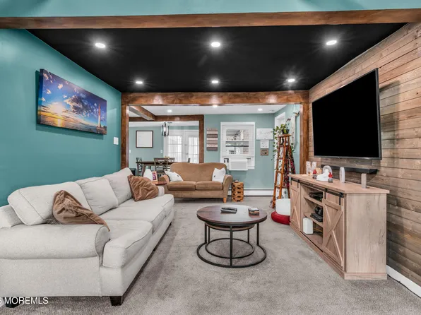 305 Hannibal Street, Toms River, NJ 08757