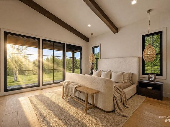 5th image of 11 Larkspur Cir