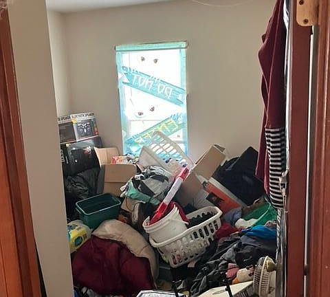 5th image of 114 Peterson Ave