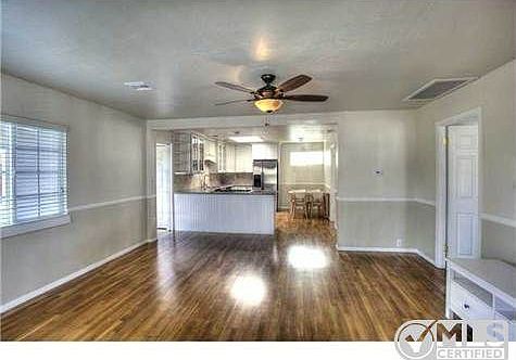 5th image of 4716 Haines St
