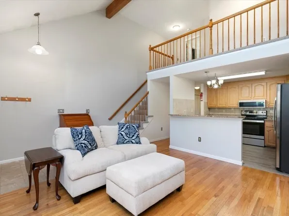 44 Casablanca Ct #44, Haverhill, MA 01832