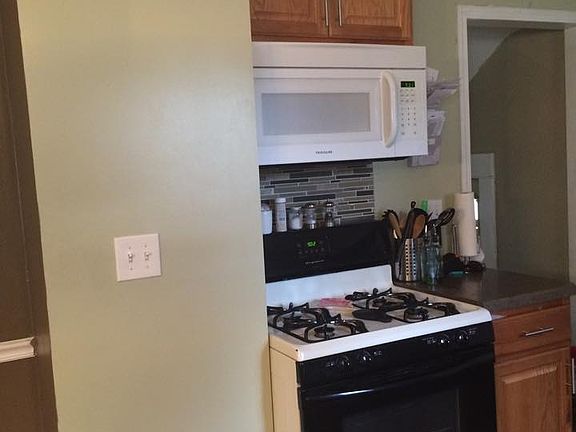 5th image of 23 Jones Ct