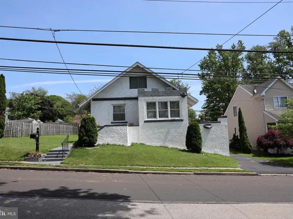 245 Lawnton Rd, Willow Grove, PA 19090