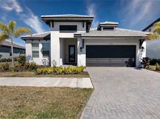 4737 Antrim Dr, Sarasota, FL 34240