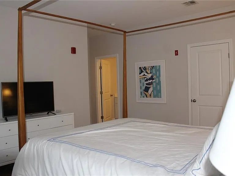 7 Mount Hope Ave #204 — Photo 10