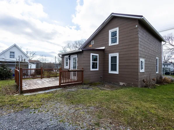 109 Cornwell St, Penn Yan, NY 14527