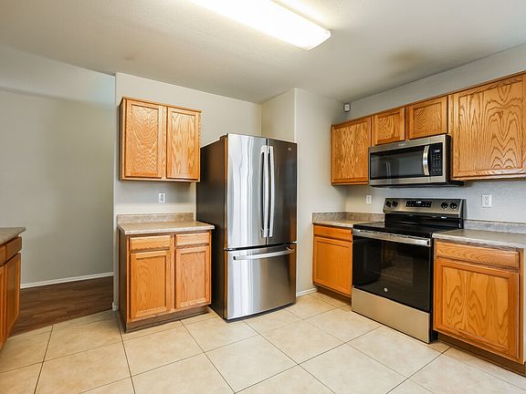 5th image of 7415 W Montebello Ave