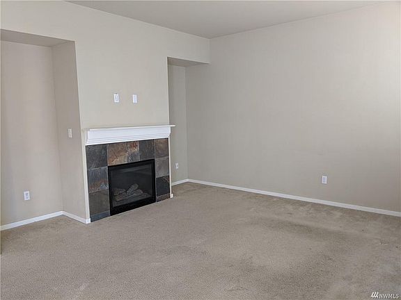 5th image of 13916 33rd Ave SE