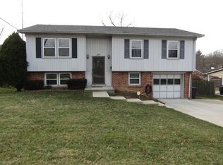 203 Knollwood Dr, Frankfort, KY 40601